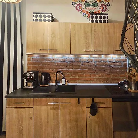 Apartmán Z Ogrodem Przy Starej Zajezdni Krakov