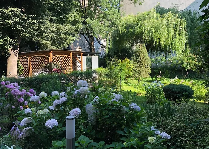 Appartement Z Ogrodem Przy Starej Zajezdni