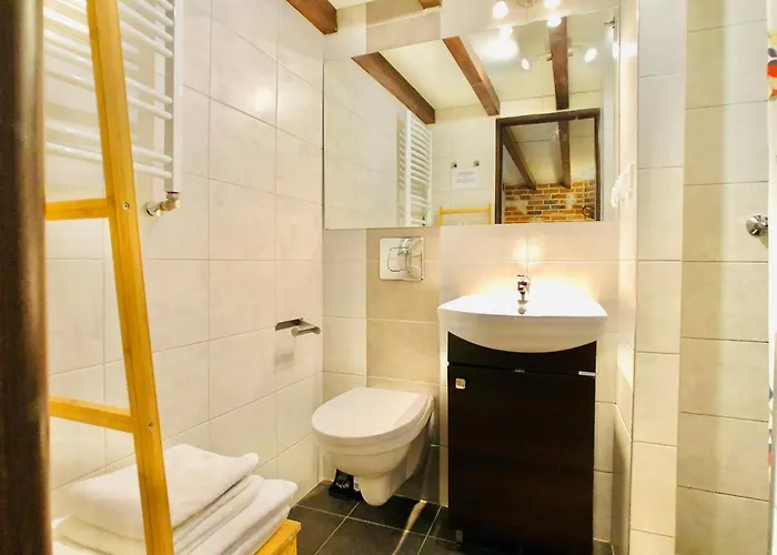 Apartment Z Ogrodem Przy Starej Zajezdni