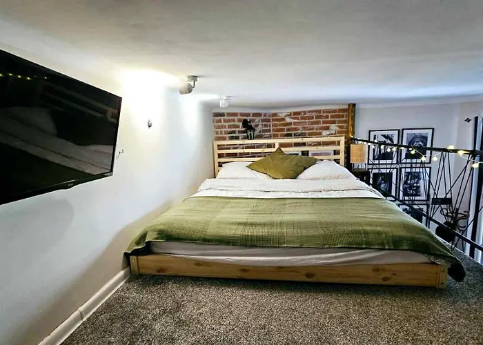 Apartment Z Ogrodem Przy Starej Zajezdni